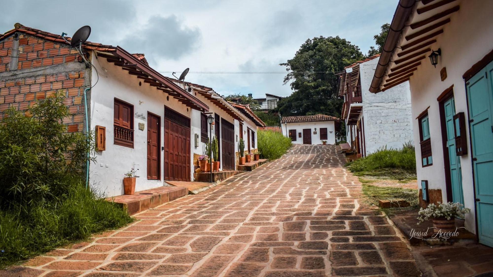 Casa De Huespedes Samuel Villa Barichara Exterior photo